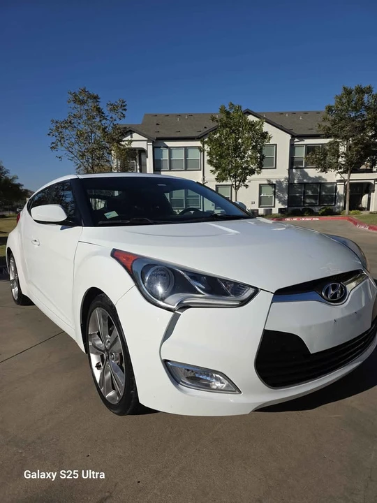 2016 Hyundai Veloster - Image 8 of 13