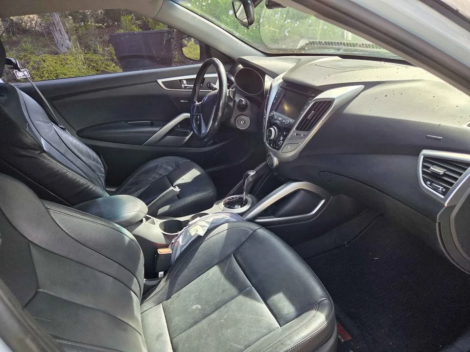 2016 Hyundai Veloster - Image 3 of 3