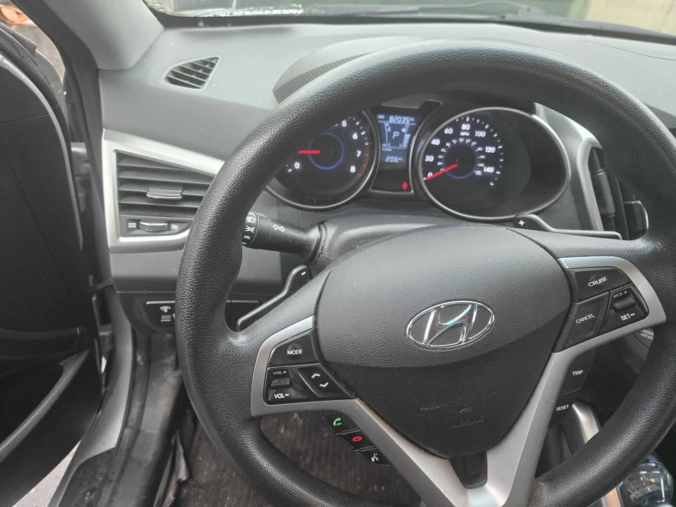 2016 Hyundai Veloster - Image 3 of 14