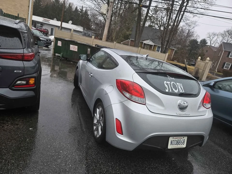 2016 Hyundai Veloster - Image 7 of 14
