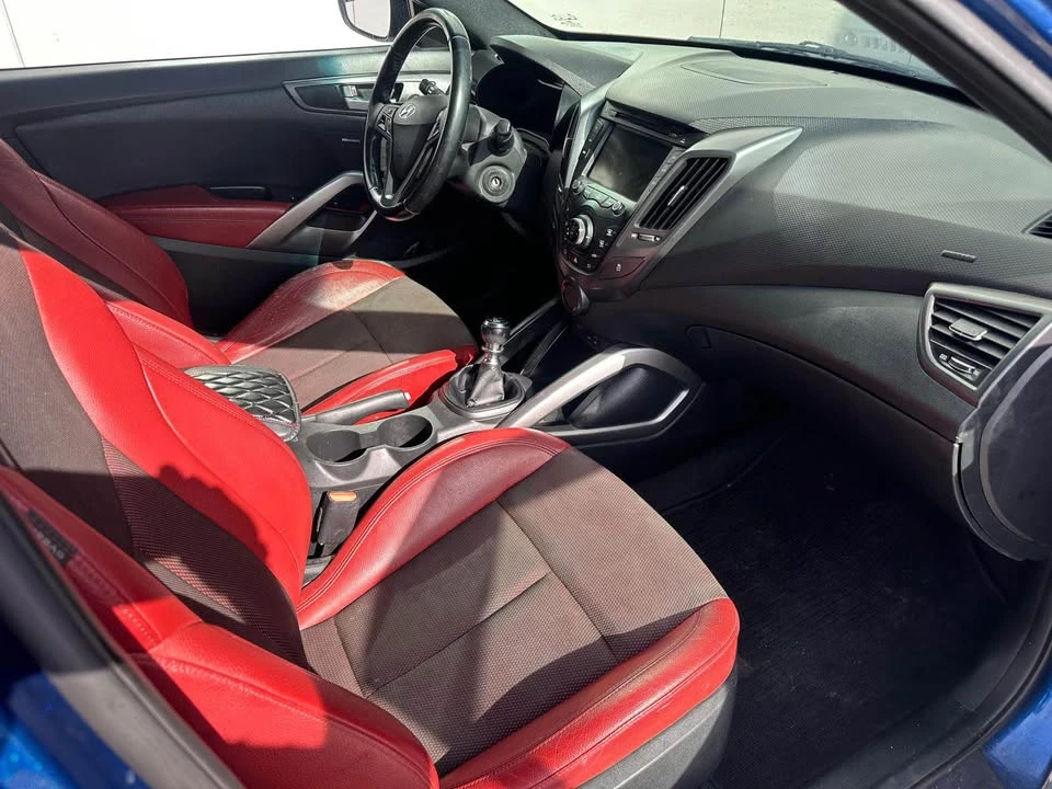 2016 Hyundai Veloster - Image 17 of 19