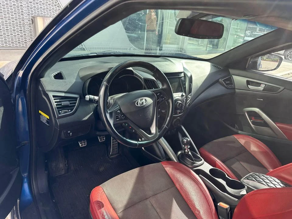 2016 Hyundai Veloster - Image 4 of 19