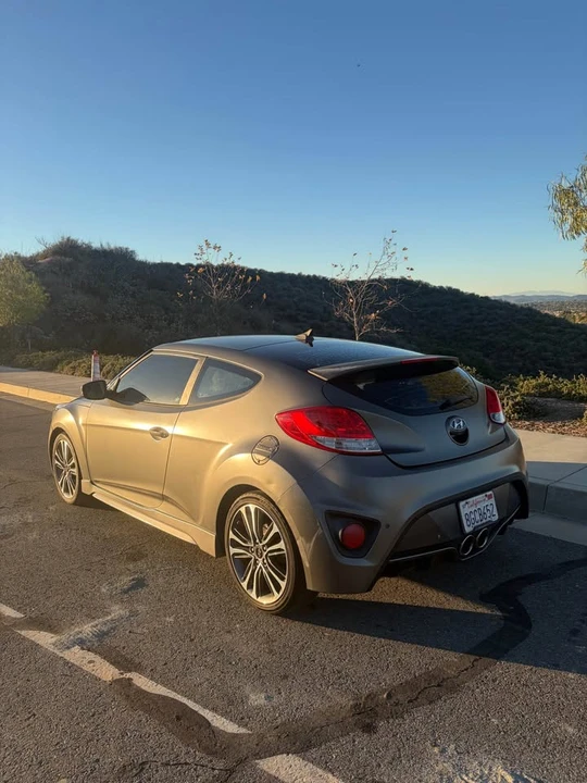2016 Hyundai Veloster - Image 3 of 9