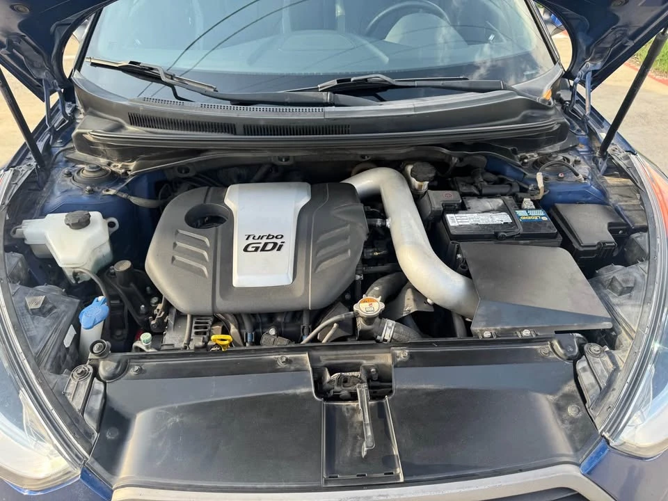 2016 Hyundai Veloster - Image 11 of 11