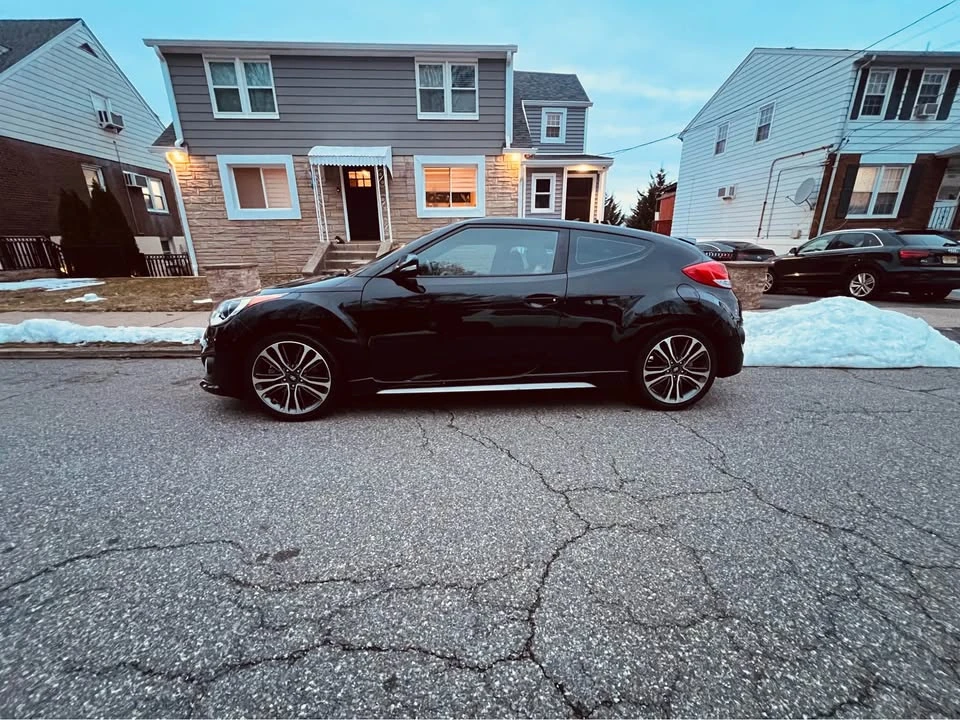 2016 Hyundai Veloster - Image 3 of 18