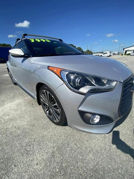 2016 Hyundai Veloster - Image 3 of 13
