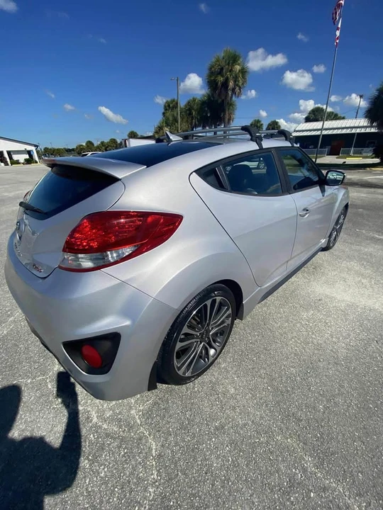 2016 Hyundai Veloster - Image 5 of 13