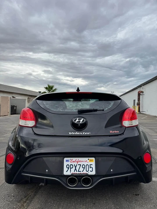 2016 Hyundai Veloster - Image 3 of 5
