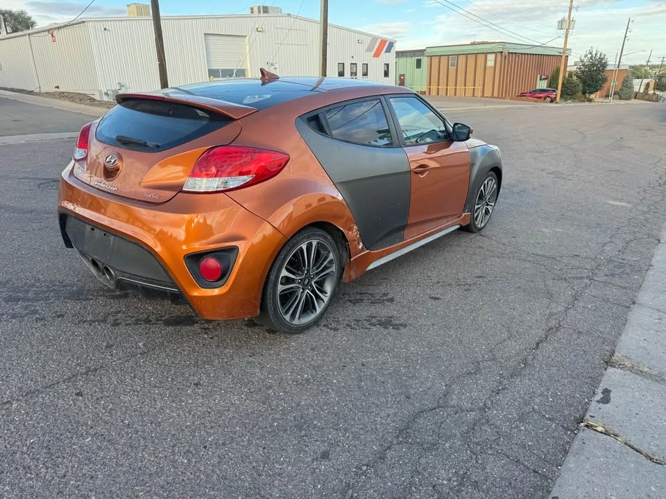 2016 Hyundai Veloster - Image 4 of 5