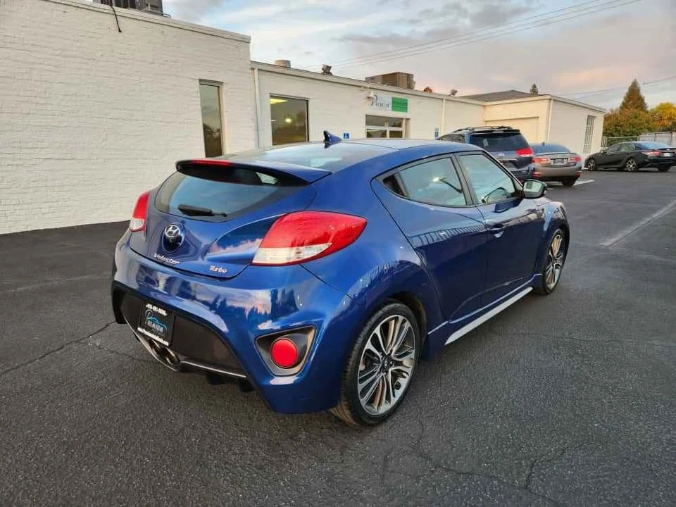 2016 Hyundai Veloster - Image 4 of 15