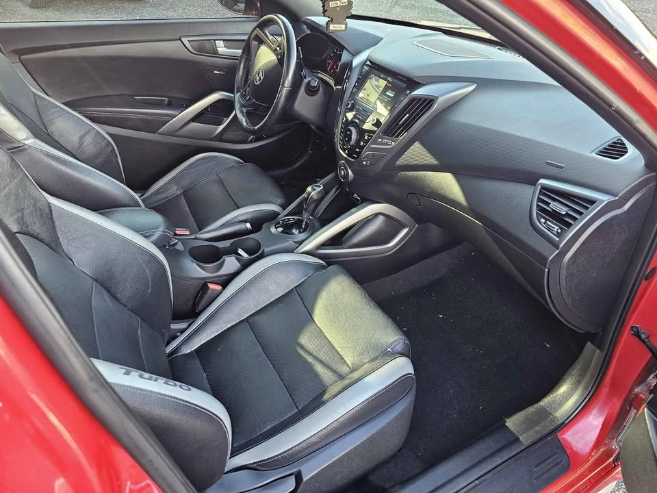 2016 Hyundai Veloster - Image 11 of 20
