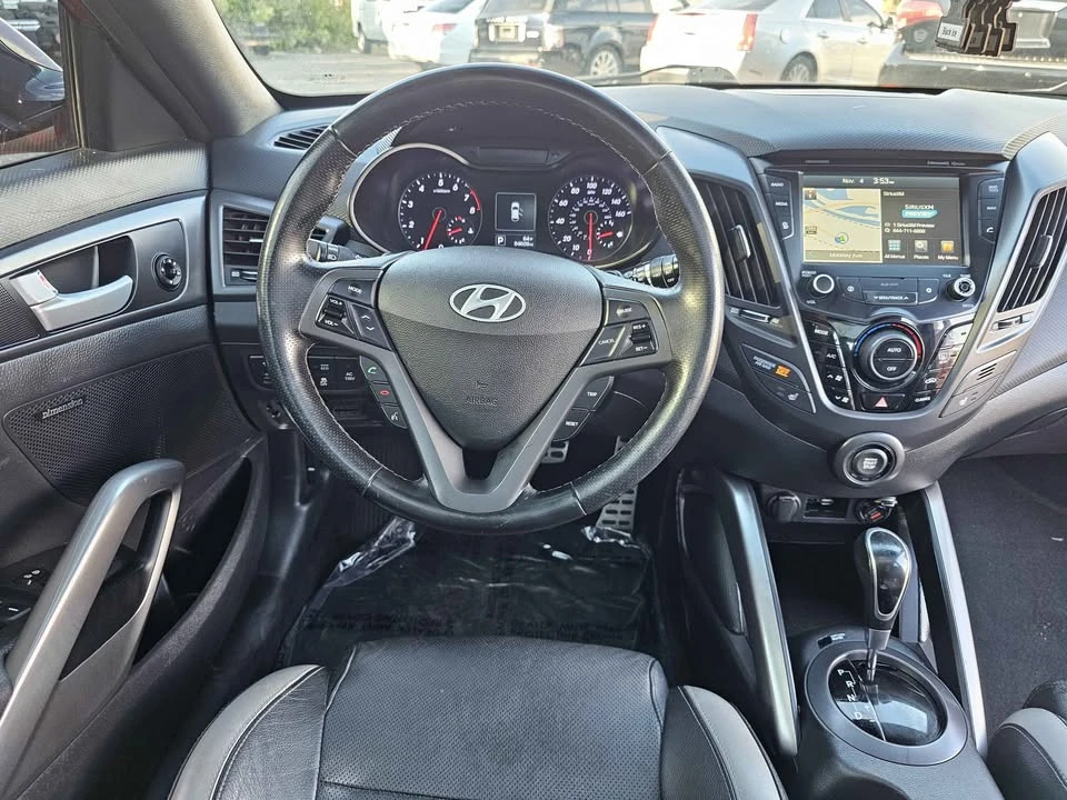 2016 Hyundai Veloster - Image 10 of 19