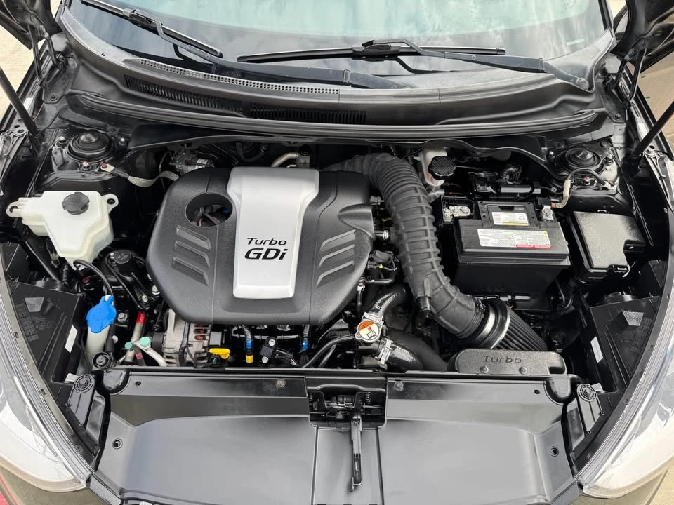 2016 Hyundai Veloster - Image 19 of 19