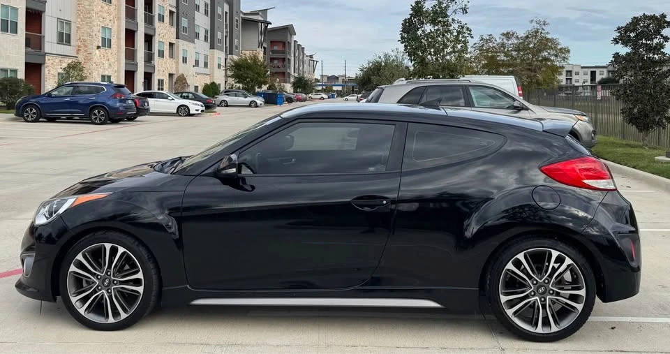 2016 Hyundai Veloster - Image 5 of 19