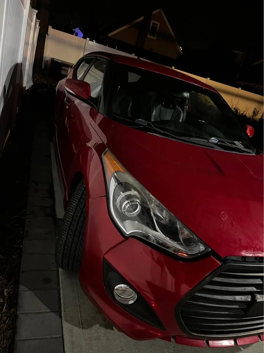 2016 Hyundai Veloster - Image 2 of 6