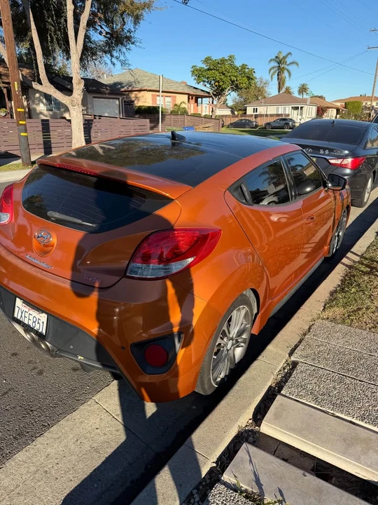 2016 Hyundai Veloster - Image 4 of 9