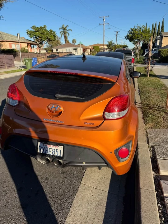 2016 Hyundai Veloster - Image 5 of 9
