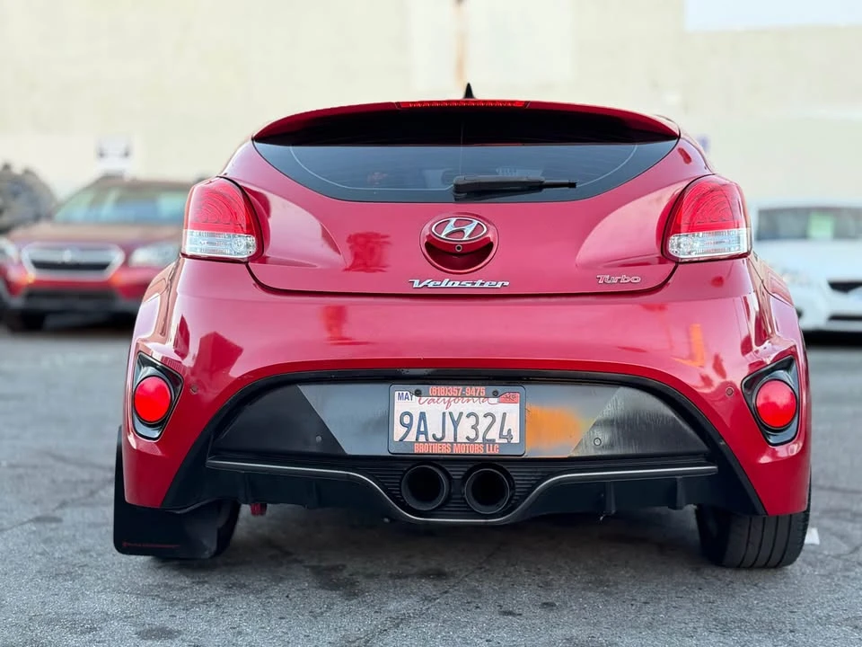 2016 Hyundai Veloster - Image 7 of 20