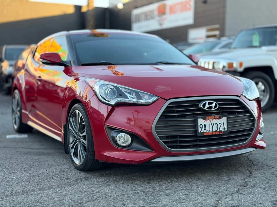 2016 Hyundai Veloster - Image 2 of 20
