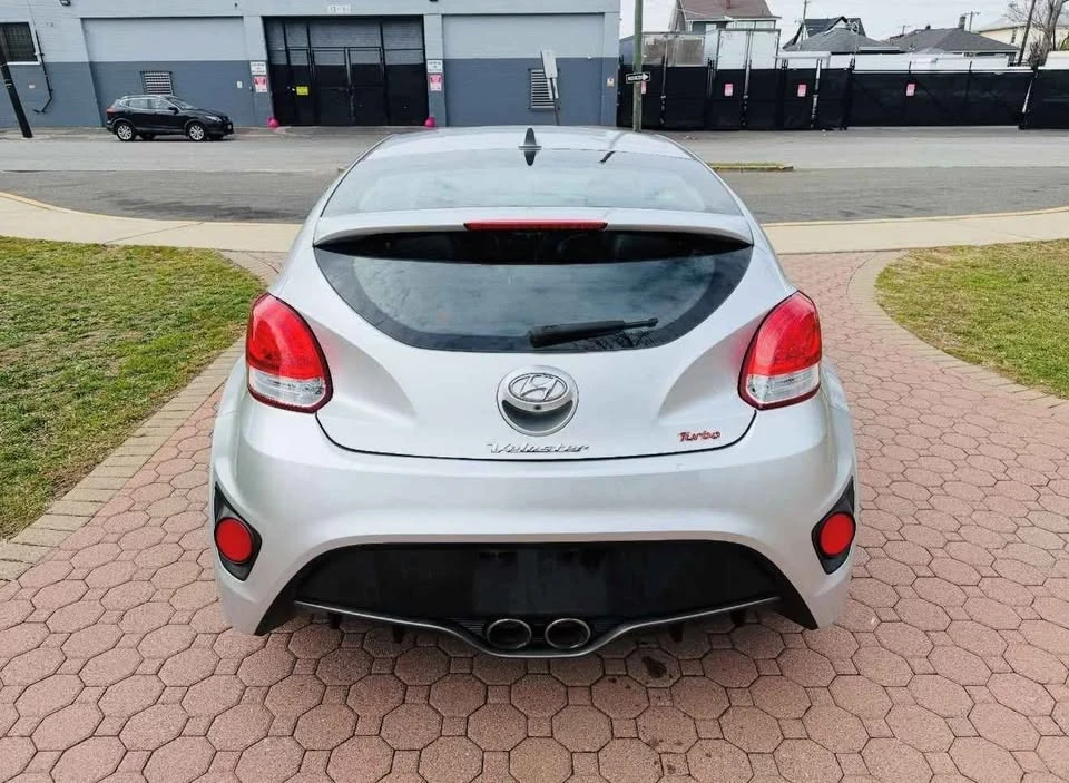 2016 Hyundai Veloster - Image 13 of 13