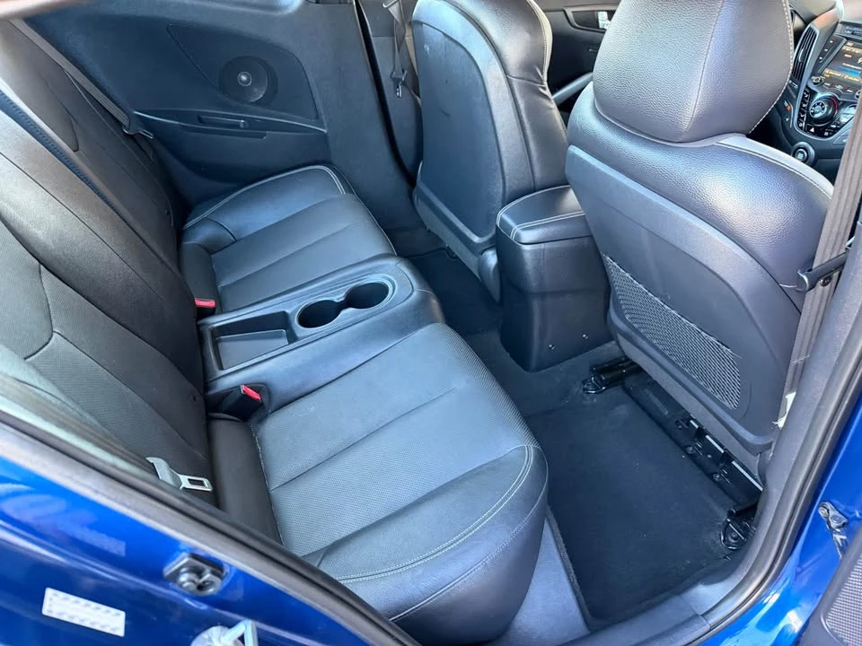 2016 Hyundai Veloster - Image 14 of 16