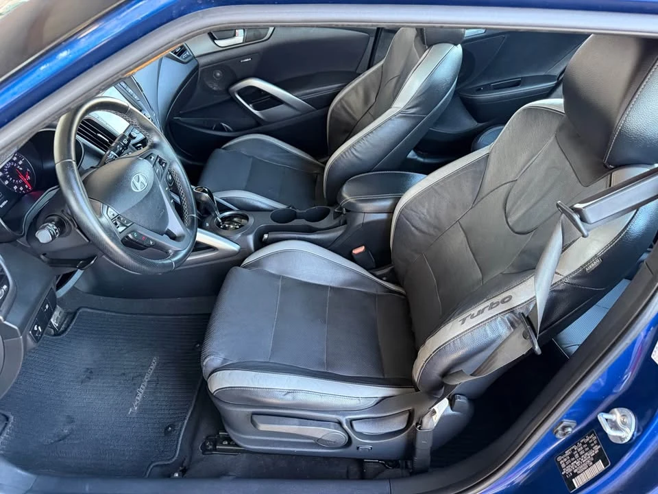 2016 Hyundai Veloster - Image 12 of 16