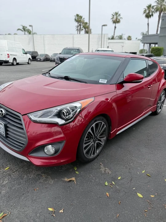 2016 Hyundai Veloster - Image 8 of 17