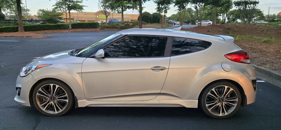 2016 Hyundai Veloster - Image 4 of 4