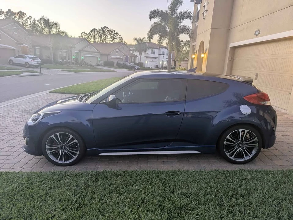 2016 Hyundai Veloster - Image 5 of 17