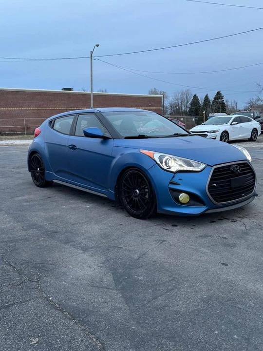 2016 Hyundai Veloster - Image 2 of 15