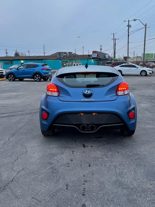 2016 Hyundai Veloster - Image 8 of 15