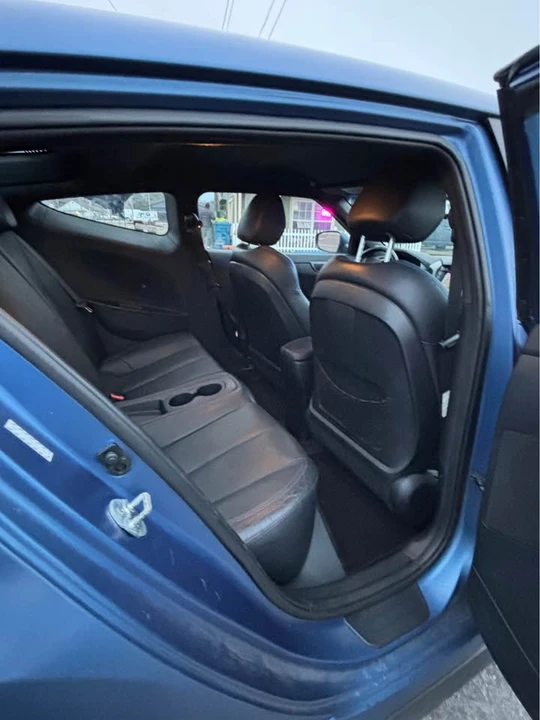 2016 Hyundai Veloster - Image 11 of 15