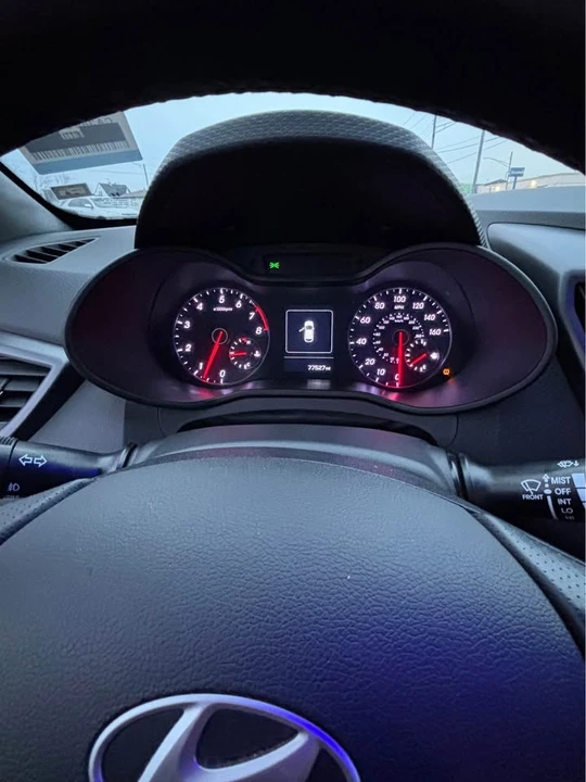 2016 Hyundai Veloster - Image 14 of 15