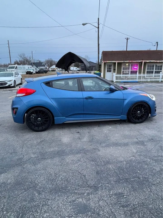 2016 Hyundai Veloster - Image 4 of 15