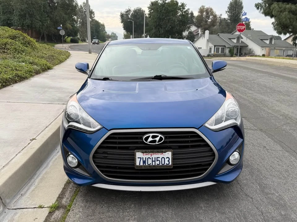 2016 Hyundai Veloster - Image 2 of 17