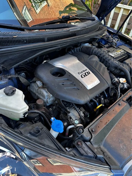 2016 Hyundai Veloster - Image 6 of 14