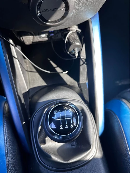 2016 Hyundai Veloster - Image 11 of 14