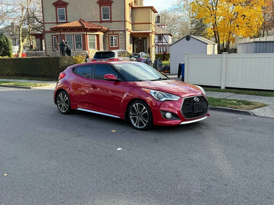 2016 Hyundai Veloster - Image 12 of 18