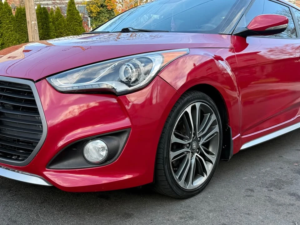 2016 Hyundai Veloster - Image 2 of 15