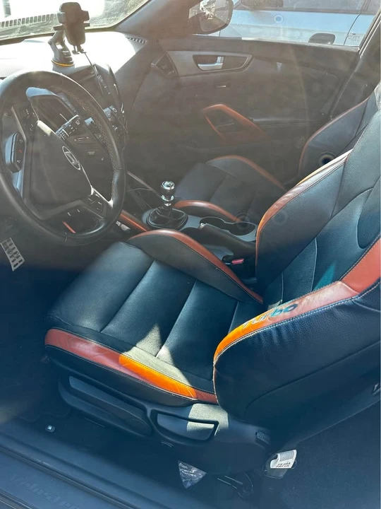 2016 Hyundai Veloster - Image 5 of 19