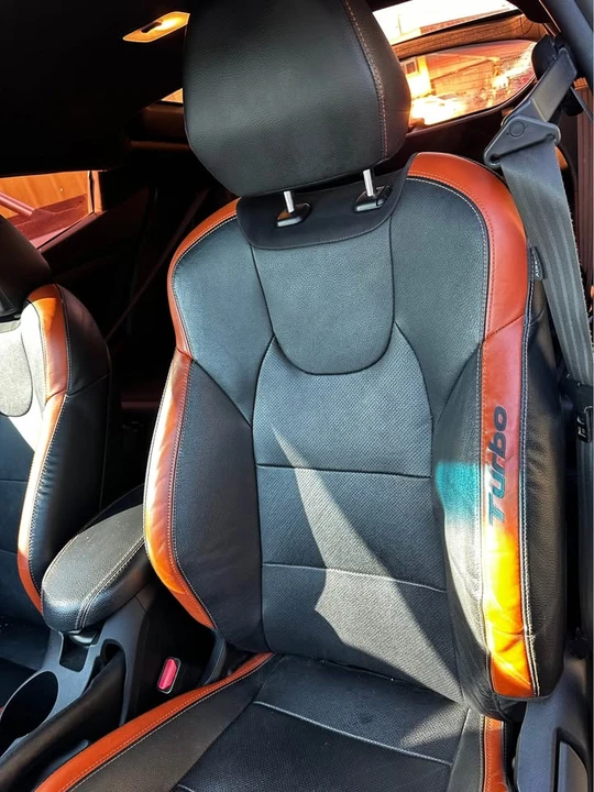 2016 Hyundai Veloster - Image 9 of 19