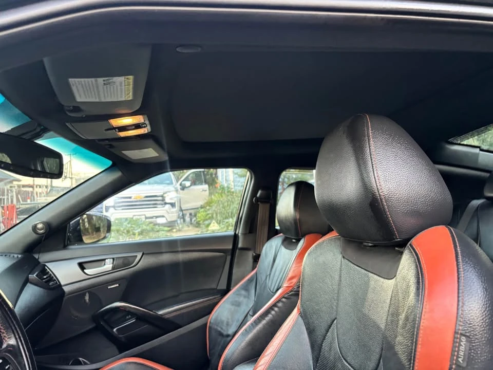 2016 Hyundai Veloster - Image 7 of 11