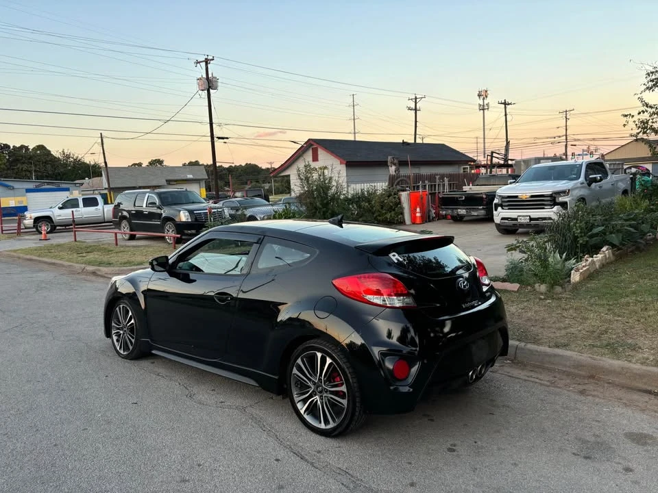 2016 Hyundai Veloster - Image 3 of 11