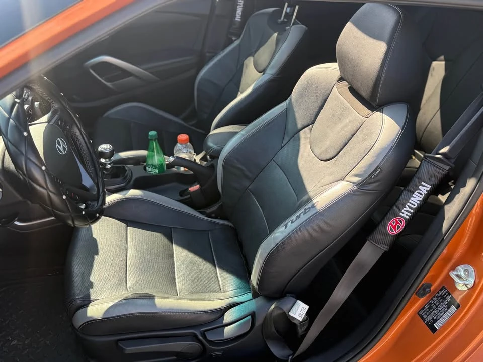 2016 Hyundai Veloster - Image 4 of 6