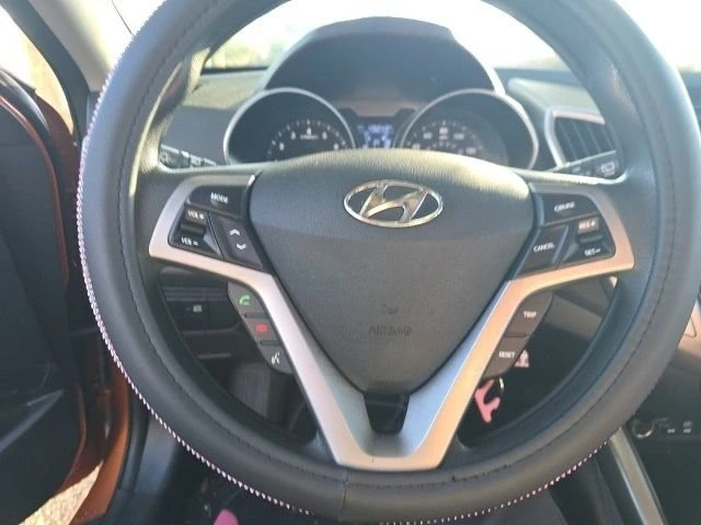 2016 Hyundai Veloster - Image 13 of 20