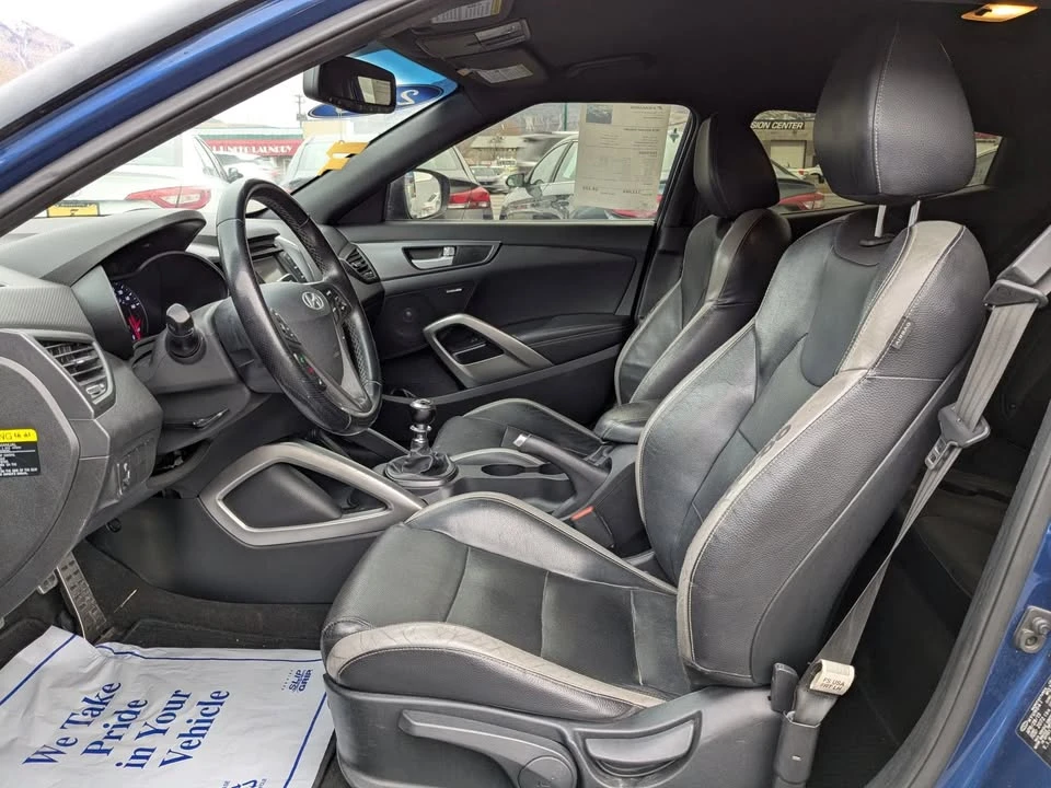 2016 Hyundai Veloster - Image 9 of 20