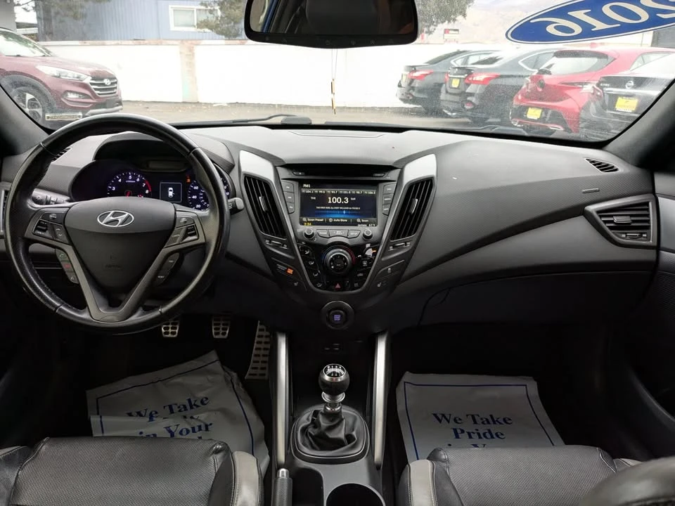 2016 Hyundai Veloster - Image 19 of 20