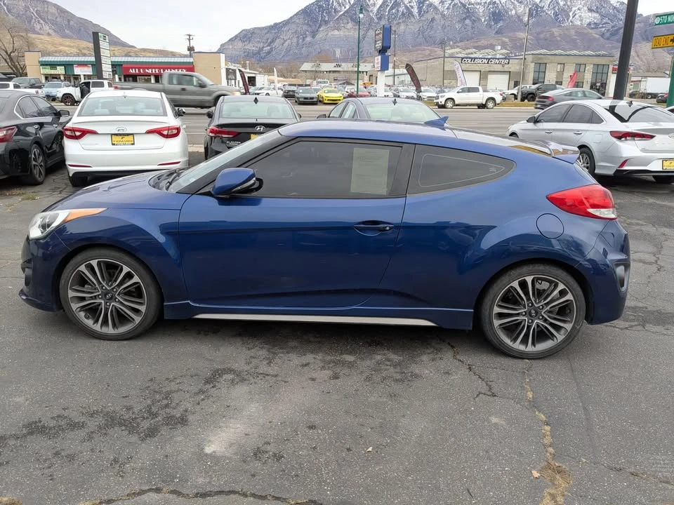 2016 Hyundai Veloster - Image 8 of 20