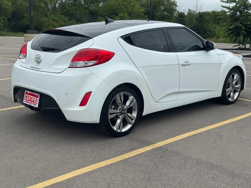 2016 Hyundai Veloster - Image 10 of 20