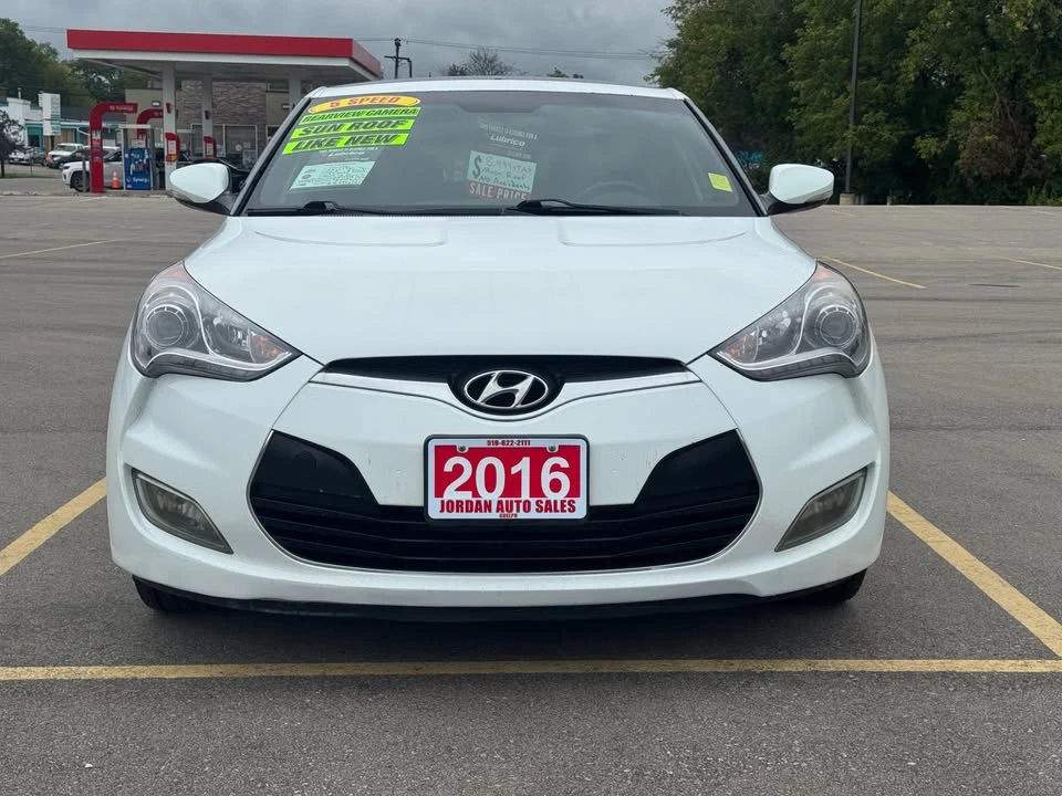 2016 Hyundai Veloster - Image 2 of 20